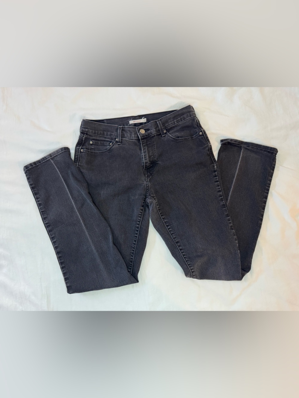 Women’s Levi 505 Straight Black High-Rise Straight Jeans - Size 29